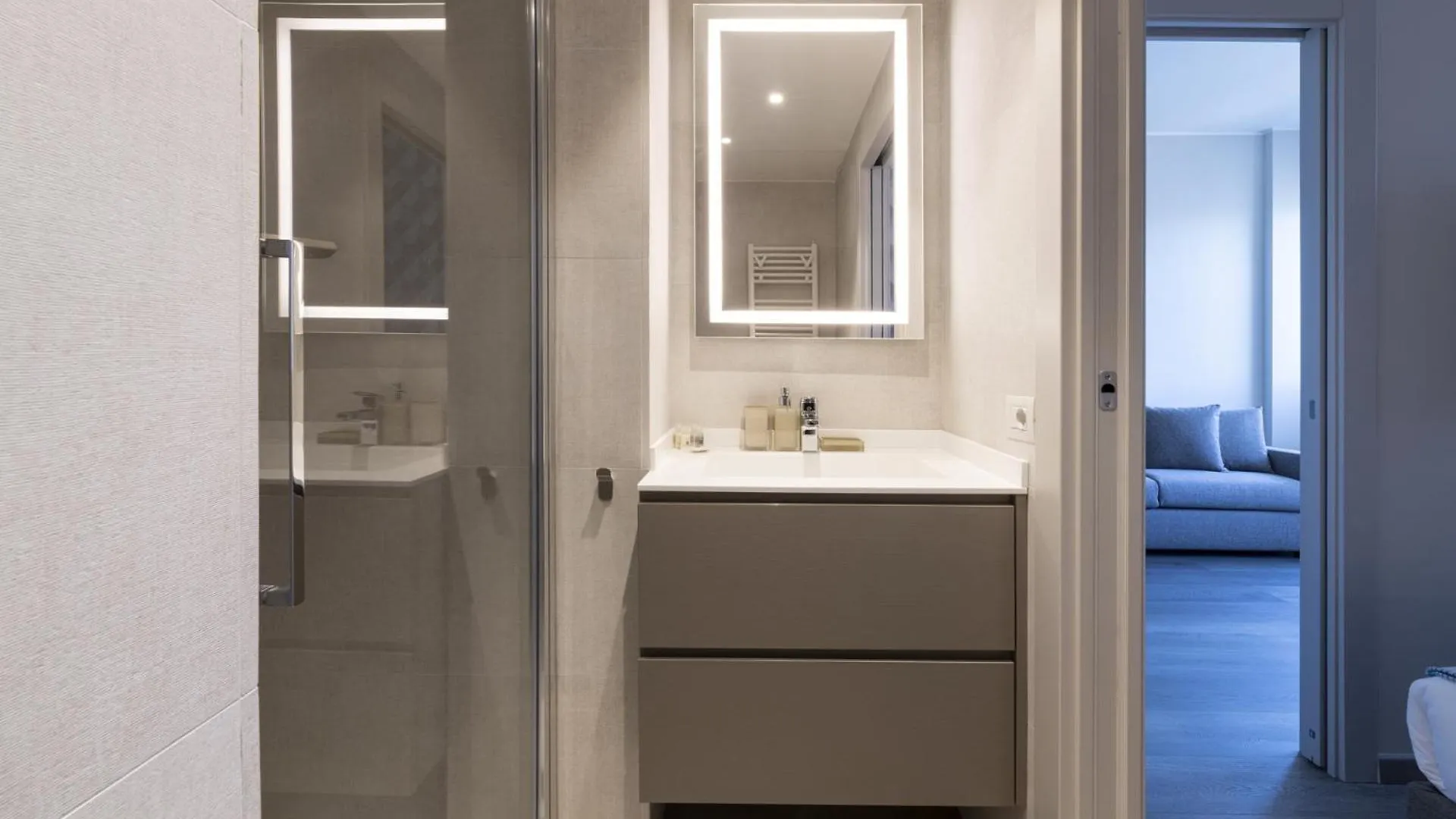 Easylife - Gioiello Urbano In Duomo Apartment Milan