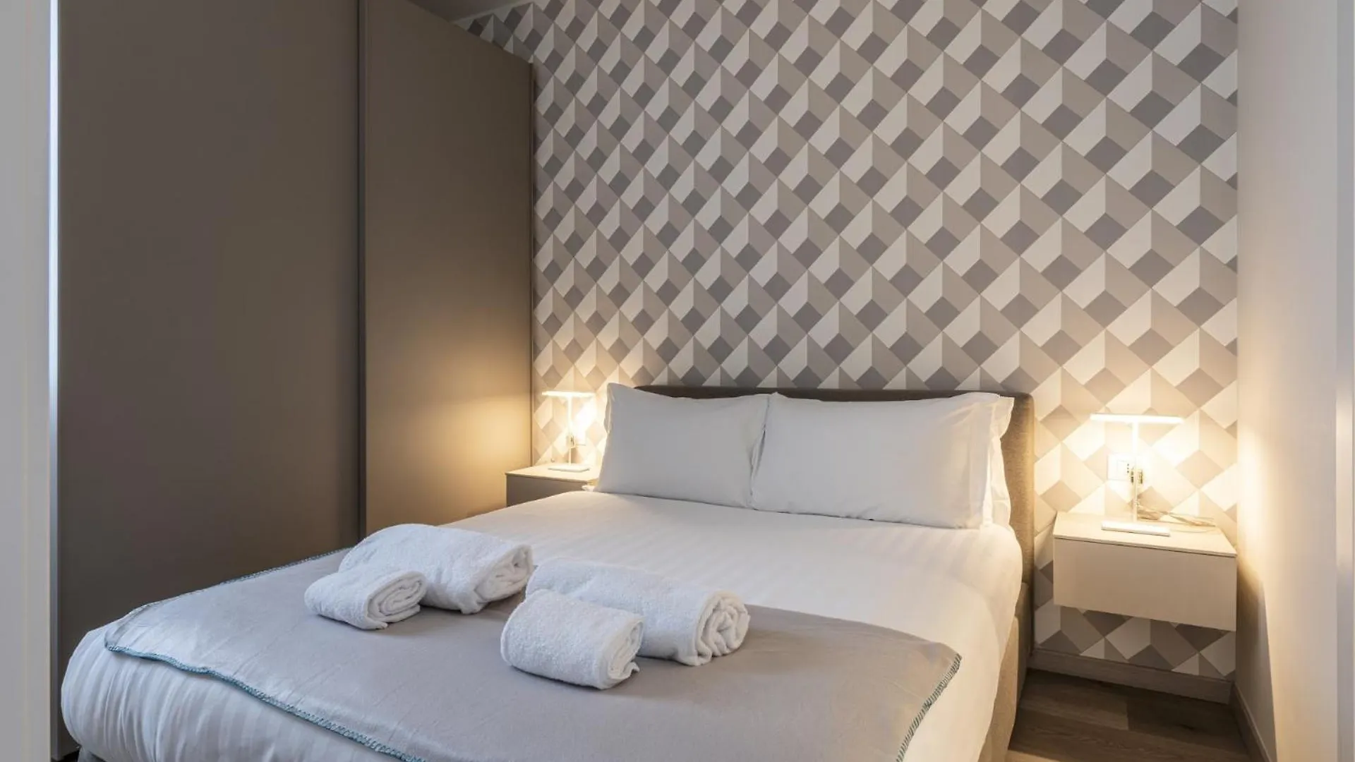 Easylife - Gioiello Urbano In Duomo Apartment Milan